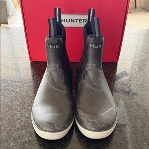 Huk Charcoal and White Performance Boots